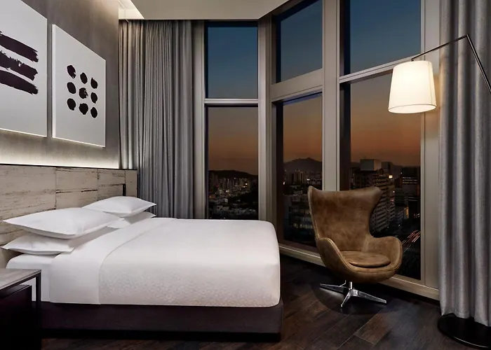 Four Points By Sheraton Gangnam 4*